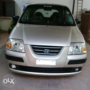Well Maintained Hyundai Santro GLS for Sale.