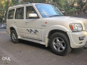 Mahindra Scorpio Vlx 2wd Airbag Special Edition Bs-iv, 