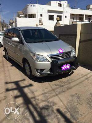 TOYOTA INNOVA // 1.2 LAKH KMS //  //