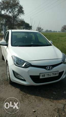  Hyundai I20 diesel  Kms