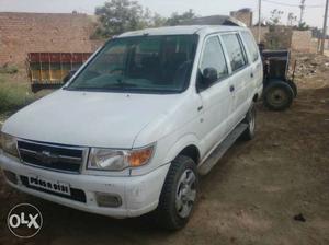 Chevrolet Tavera  Kms  year