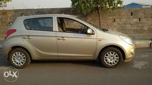  Hyundai I20 petrol  Kms