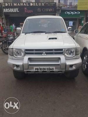  Mitsubishi Pajero diesel  Kms