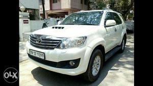 Toyota Fortuner 4x2 MT Manual (Diesel)  Model at