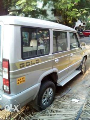  Tata Sumo Gold cng  Kms