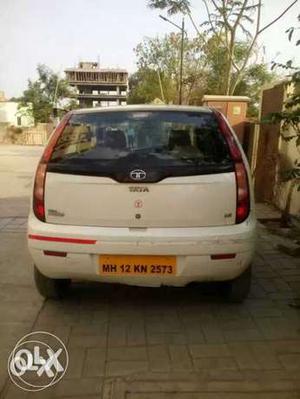 Yellow no plate car In good condition Indica vista