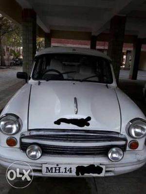  Hindustan Motors Ambassador petrol  Kms