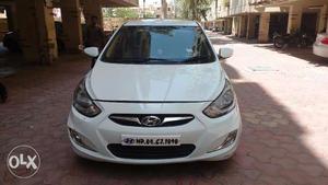 -hyundai Verna-white-automatic-