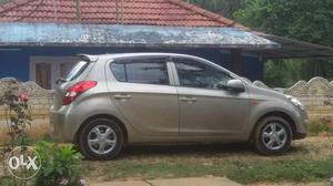 Hyundai I20 asta diesel (ABS)  Kms  year