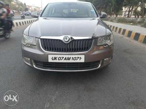 Skoda Superb Elegance 1.8 Tsi At, , Petrol