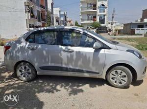 Aug'201 Hyundai Xcent variant 'S ' petrol  Kms.Single