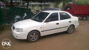  Hyundai Accent petrol  Kms