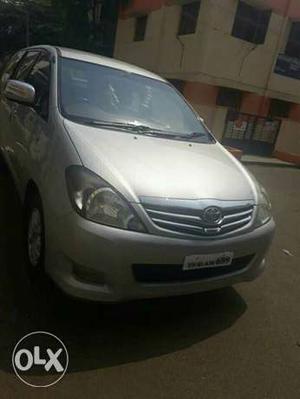  Toyota Innova diesel  Kms