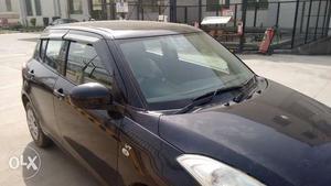Swift (Petrol)  Kms