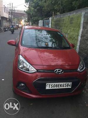  Hyundai Xcent petrol  Kms