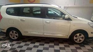 Low kilometer Renault lodgy  immaculate condition