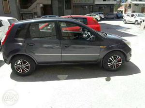  Ford Figo diesel  Kms