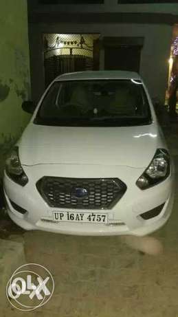 Nissan Datsun GO top model at low price.