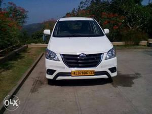 Toyota Innova - 