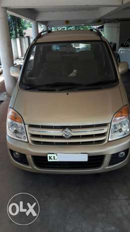 Maruti Suzuki Wagon R petrol  Kms  year VXI Full