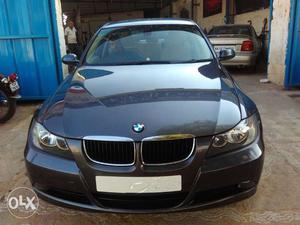 Used BMW 320i for just 11 lakhs