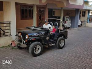 Mahindra jeep Di engine Bridgestone tyre with