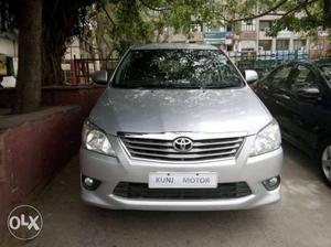 Toyota Innova 2.5 V 7 Str, , Diesel