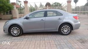  Maruti Suzuki Kizashi petrol  Kms