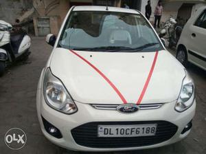 Ford Figo Celebration Edition Petrol, , Petrol