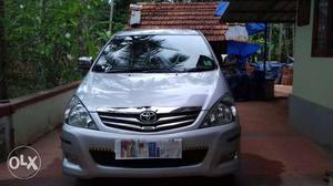  Toyota Innova diesel  Kms