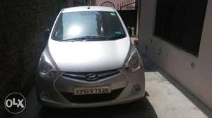  Hyundai Eon petrol  Kms