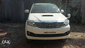 Toyota Fortuner 3.0 4x4 At, , Diesel