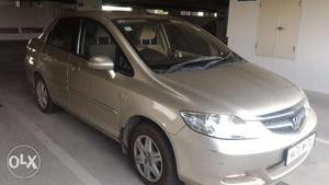 Well Maintained Honda City Zx GXi  Car on Sale