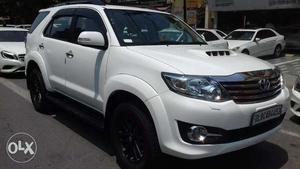 Toyota Fortuner x2 Automatic(Diesel) at laks