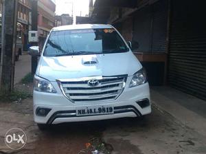  Toyota Innova diesel  Kms