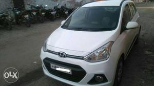 Hyundai Grand I10 diesel 700 Kms  year