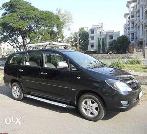 Toyota Innova v diesel  Kms  year black color