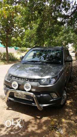  Mahindra KUV 100 top model,Others petrol only ran 