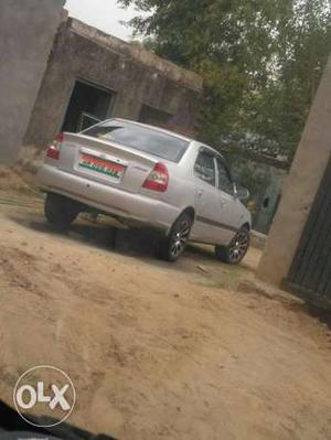  Hyundai Accent cng  Kms exchange bhi kr skta hu