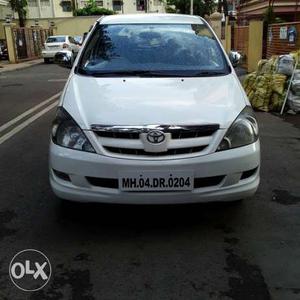  Toyota Innova diesel  Kms