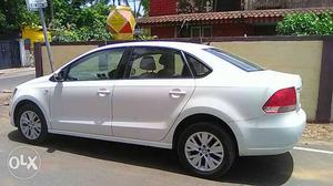  Volkswagen Vento PETROL Highline. ABS Airbags