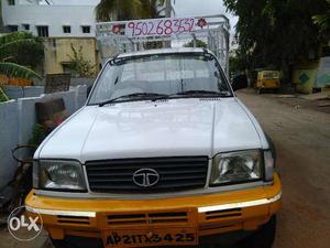 Tata rx pickup with very good condition urgent sale