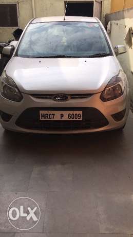  Ford Figo petrol  Kms