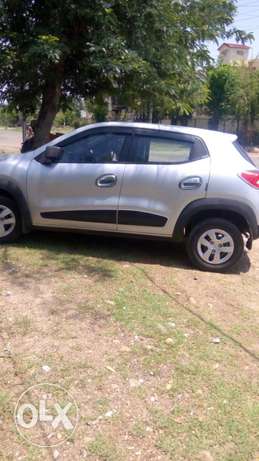  Renault Kwid petrol  Kms