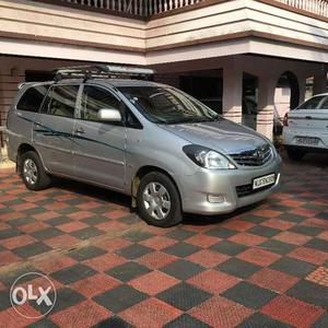 Single owner doctor used and self driven innova 2.5 G for