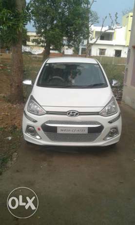  Hyundai Xcent diesel  Kms