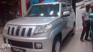 Mahindra Tuv T6