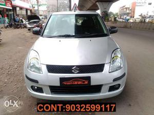 Maruti Suzuki Swift Vxi, , Petrol