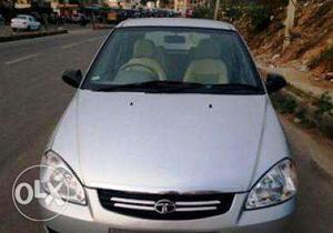 Selling Tata Indica V2 Silver  Model