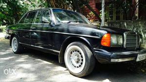  Mercedes-Benz W123 in immaculate condition